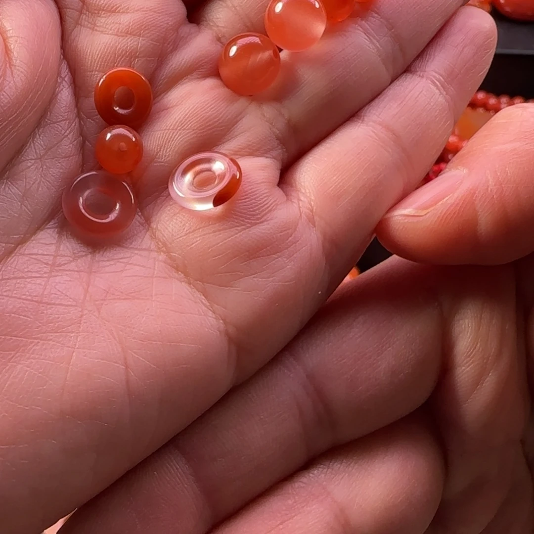 南红玛瑙配饰未镶嵌配饰