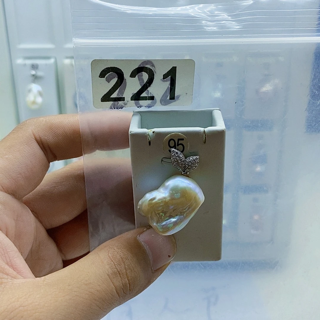 颈饰合金淡水珍珠