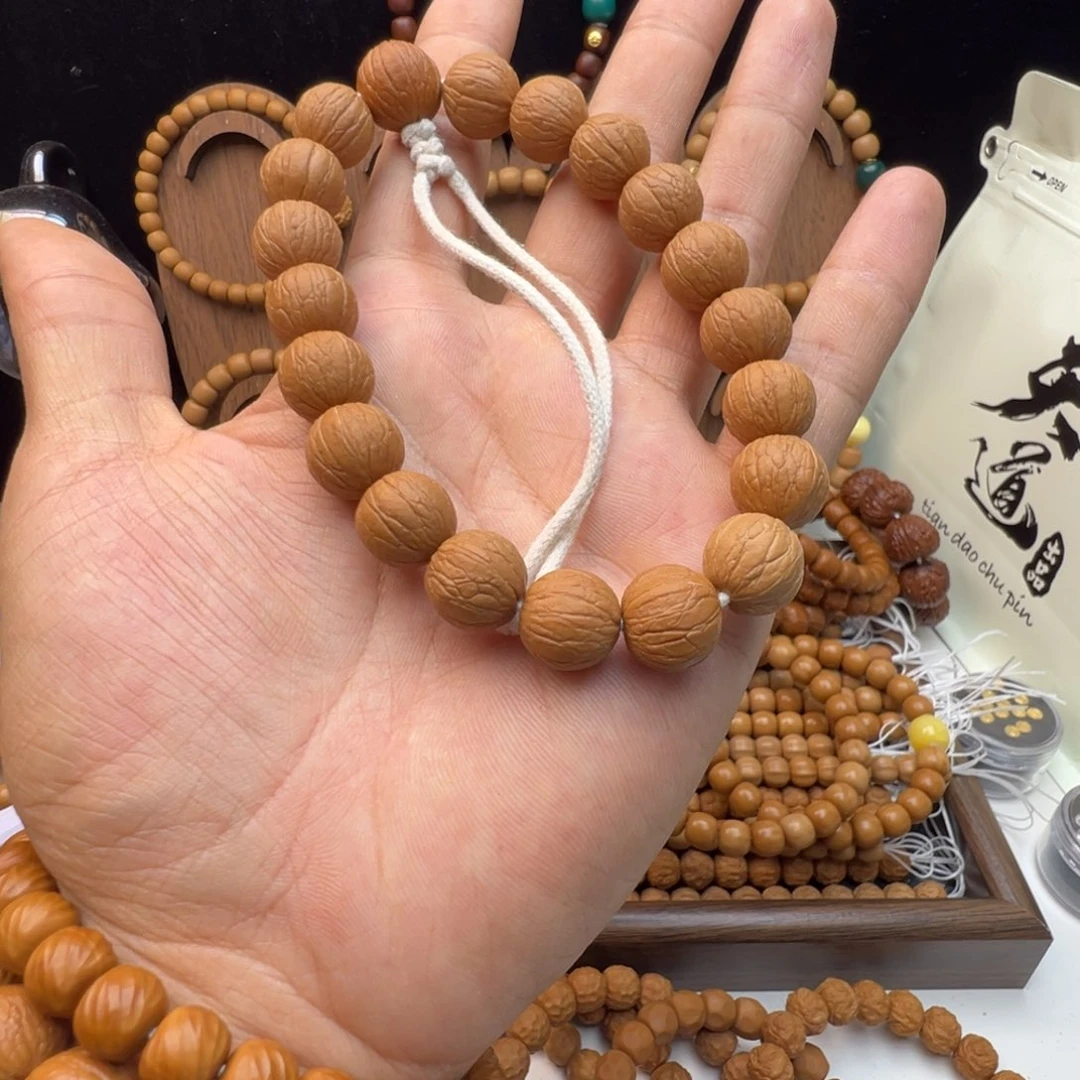 飛***狼吊坠猴头核桃13聚宝盆