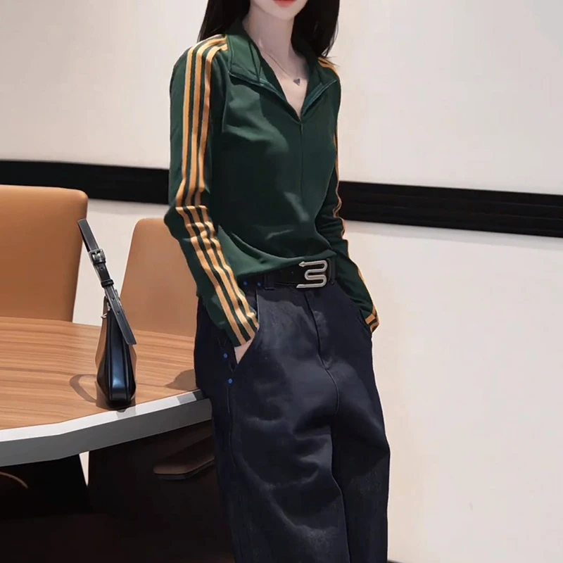 时尚潮流修身显瘦长袖卫衣女秋冬新款立领设计感拉链打底保暖上衣