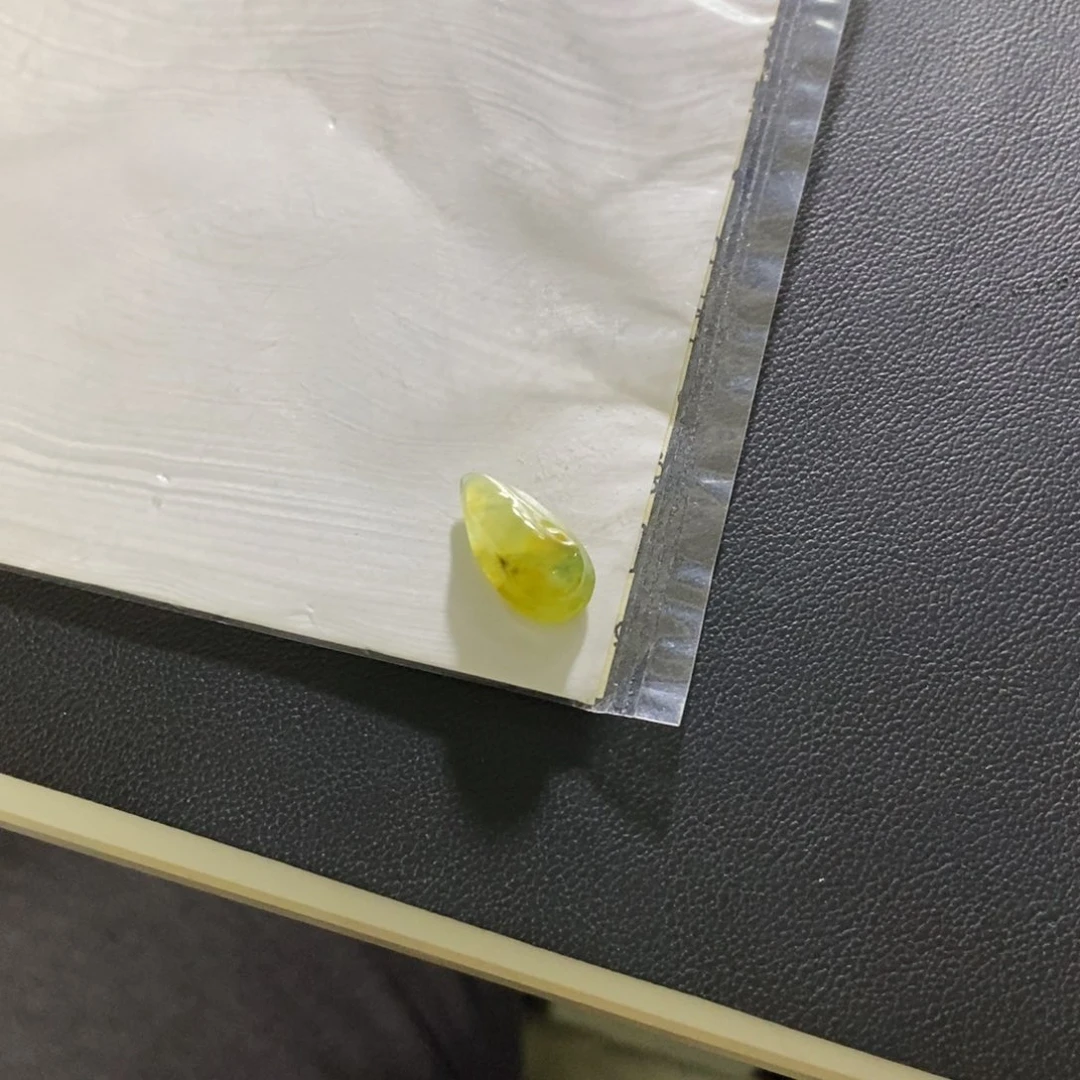 定制翡翠未镶嵌冰黄翡水滴葫芦吊坠