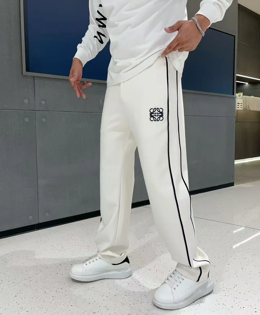 20639欧品汇 2025秋冬款 高品质 潮流 百搭 时尚 铜氨丝休闲裤