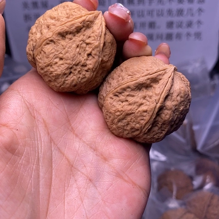 核桃云南野生铁核桃105号38mm