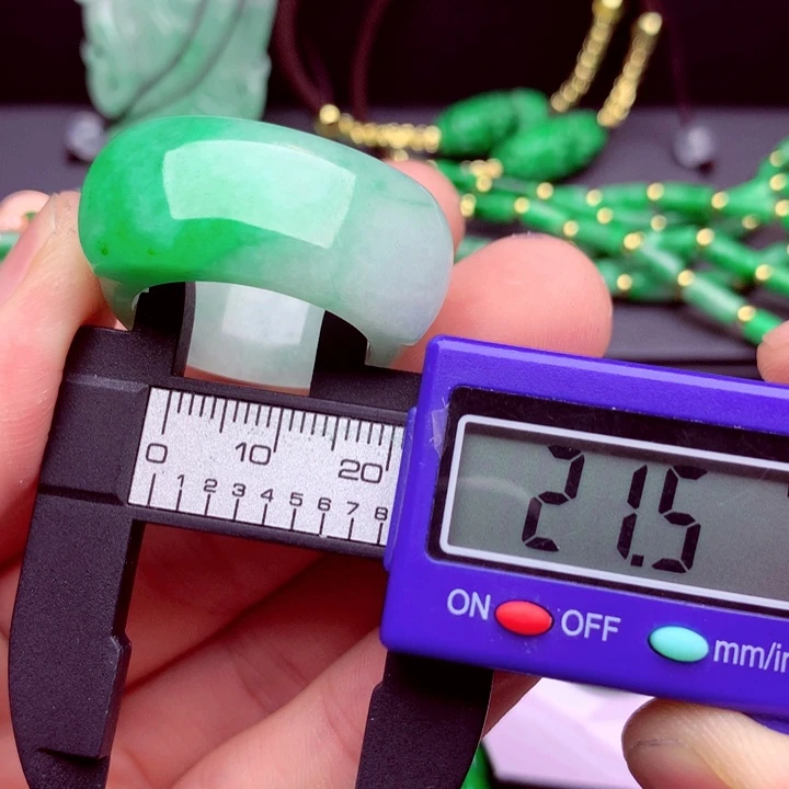 翡翠未镶嵌戒指A货