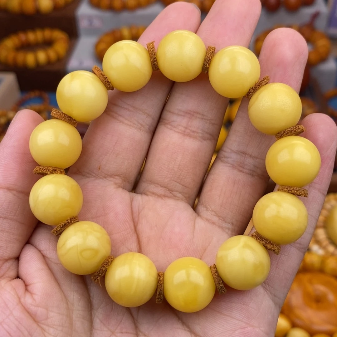 未镶嵌琥珀珠宝奇石