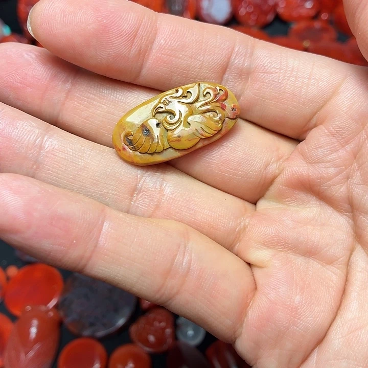 木***木南红玛瑙珠子未镶嵌