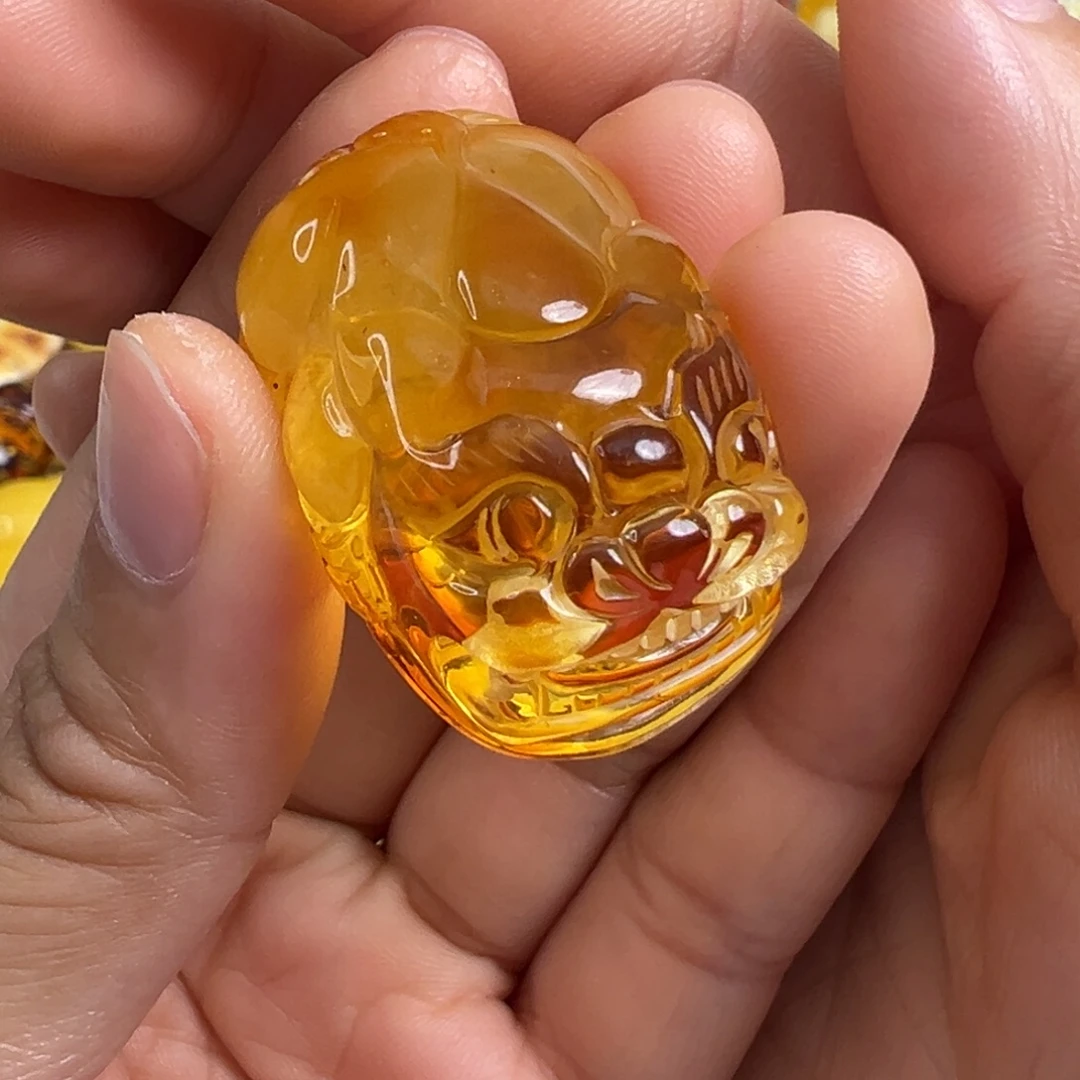 蜜蜡未镶嵌裸石微瑕