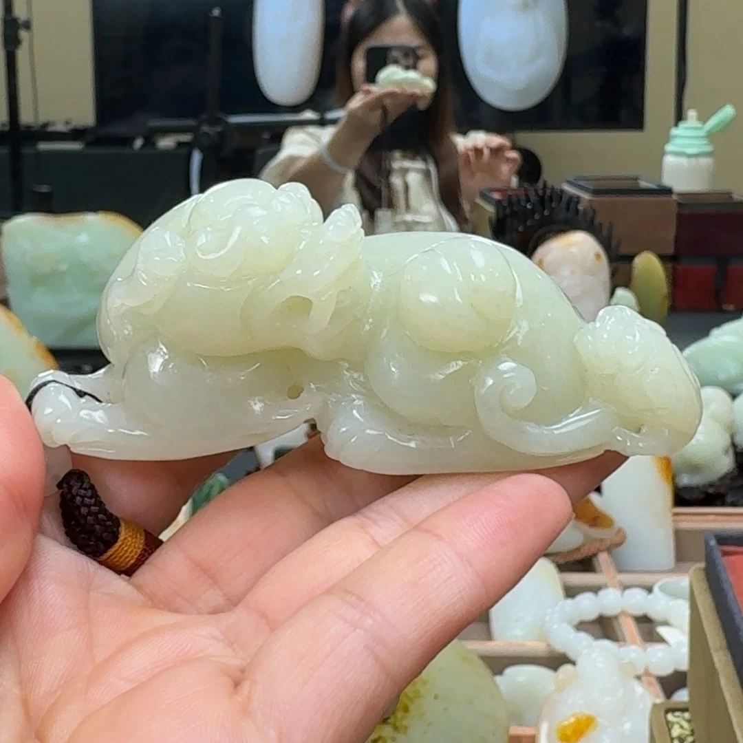 未镶嵌和田玉挂件