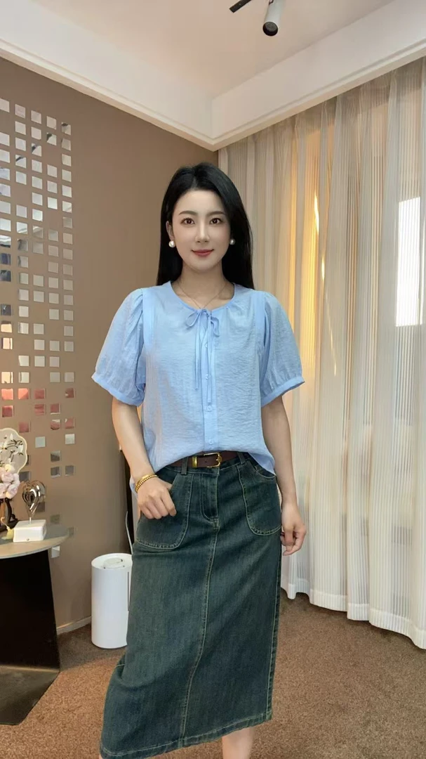 2025夏款圆领纯色简约休闲系带气质洋气时尚减龄显瘦短袖小衫