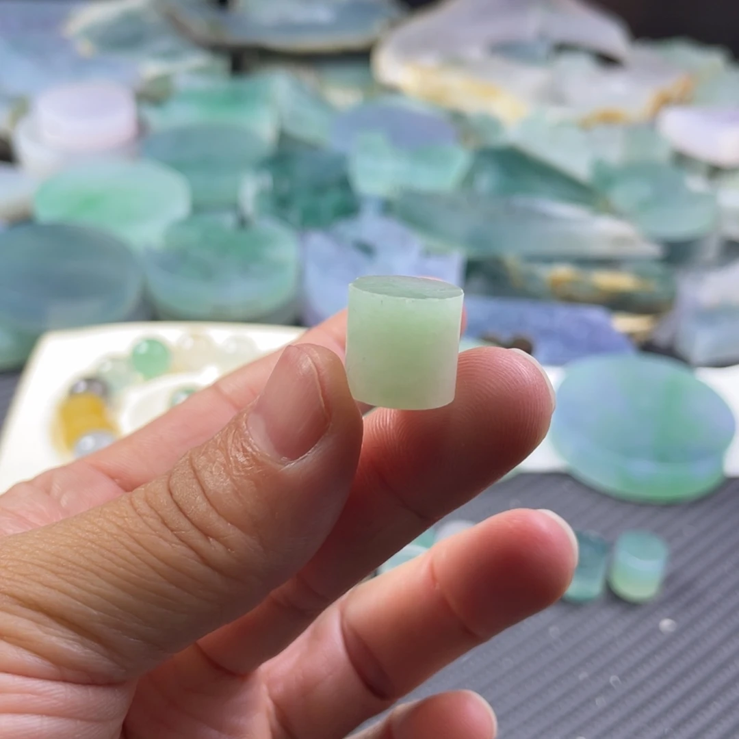 定制翡翠未镶嵌12+珠子