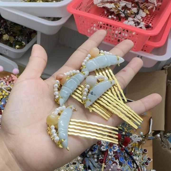 醋酸铁合金翡翠珍珠发饰一只翡翠颜色大小随机法