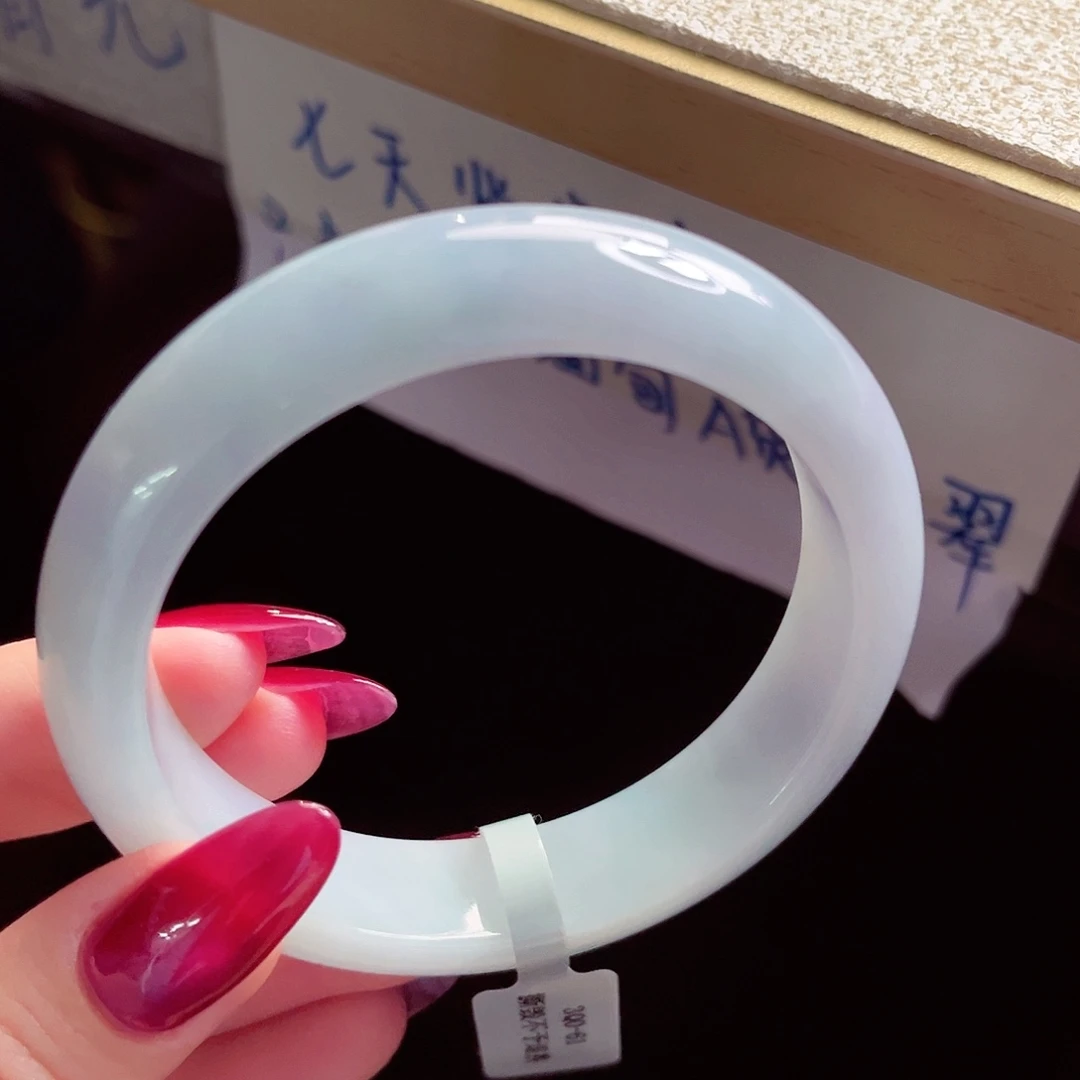 翡翠未镶嵌手镯手镯