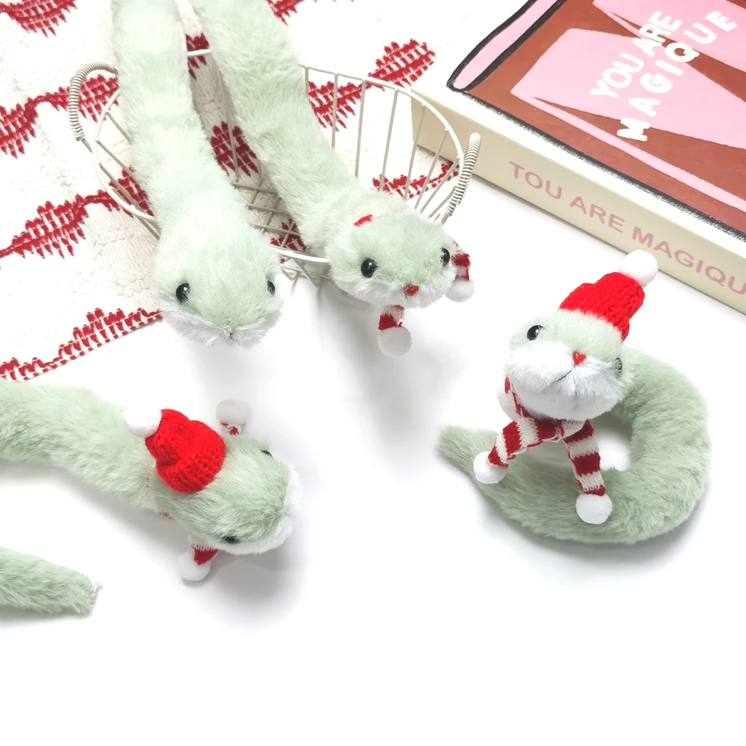 蛇年吉祥物DIY礼物新年帽子围巾蛇玩偶配饰可爱小蛇公仔装饰配件