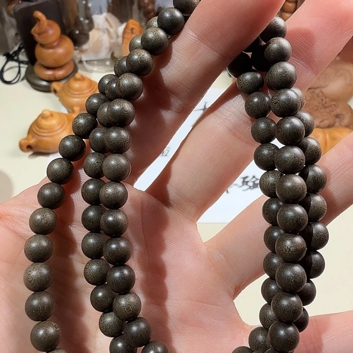 檀香木印度迈索尔老山檀香阴沉0.6/108顺纹