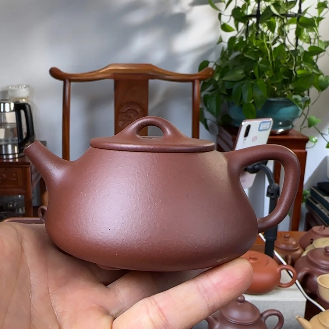 紫砂茶壶?**窗大口石瓢