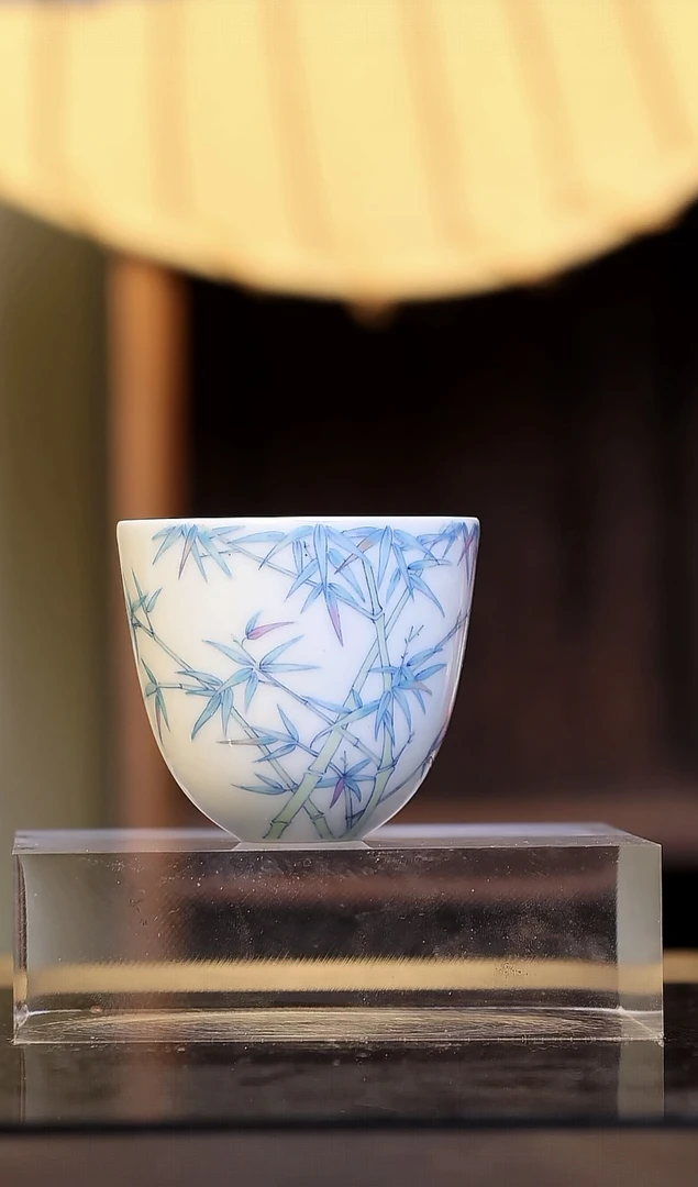 望玉窑 斗彩绿竹闻香杯