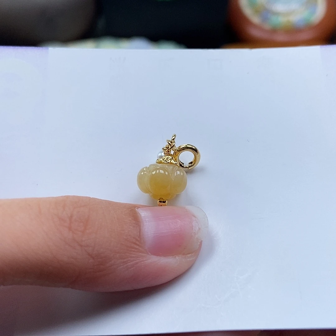 未镶嵌挂件翡翠闪