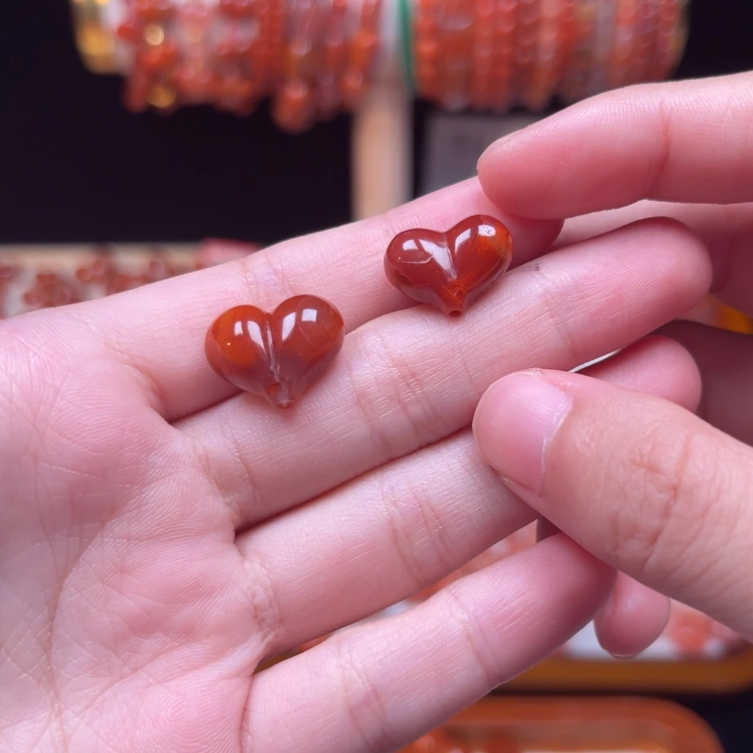 吊坠(不含链)未镶嵌南红玛瑙微瑕