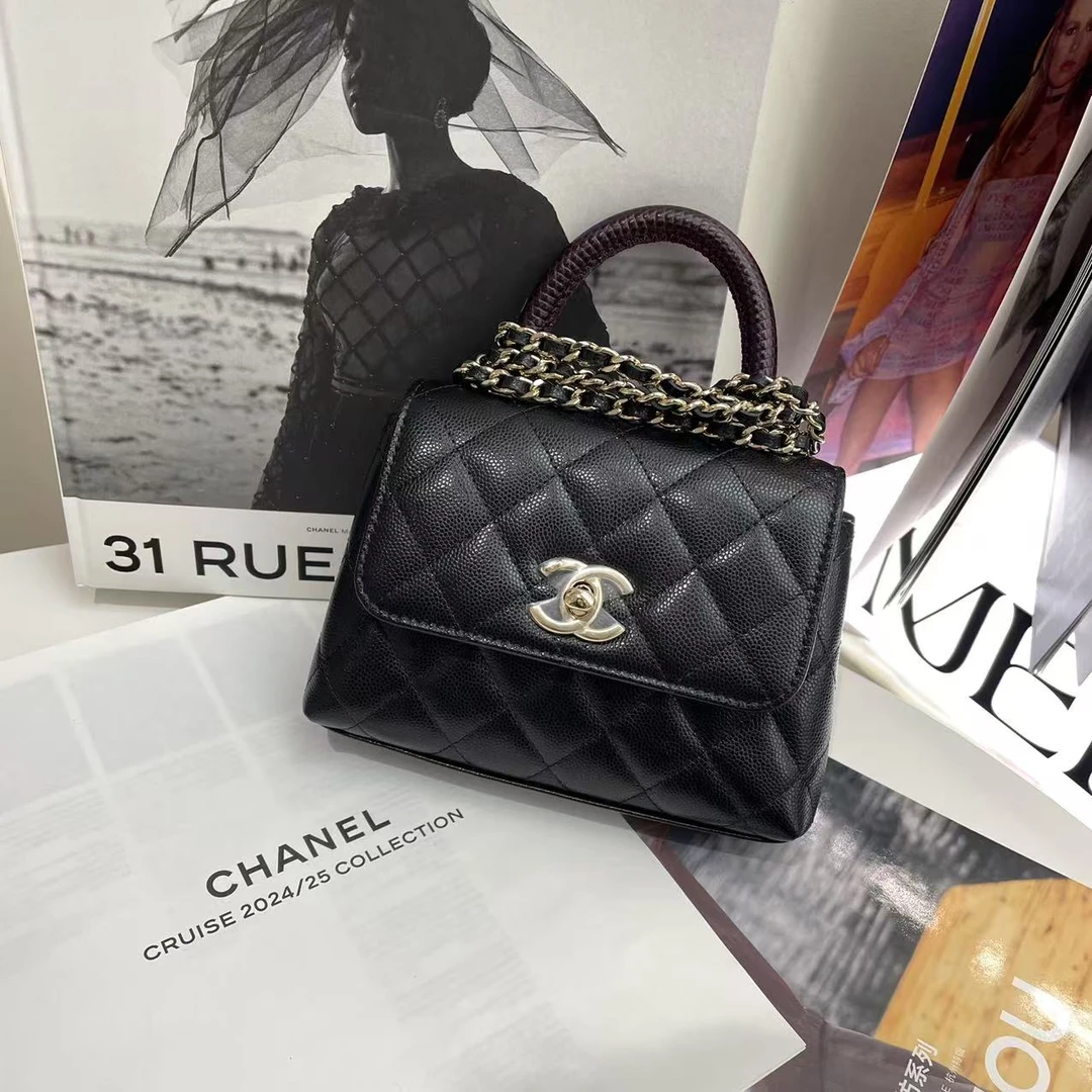 全新未使用 Chanel/香奈儿 25p红手柄cocohandle小废包nano斜挎包