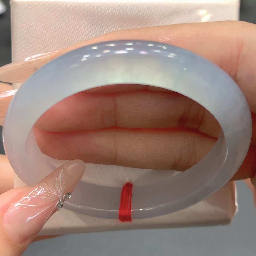 翡翠未镶嵌手镯54贵妃