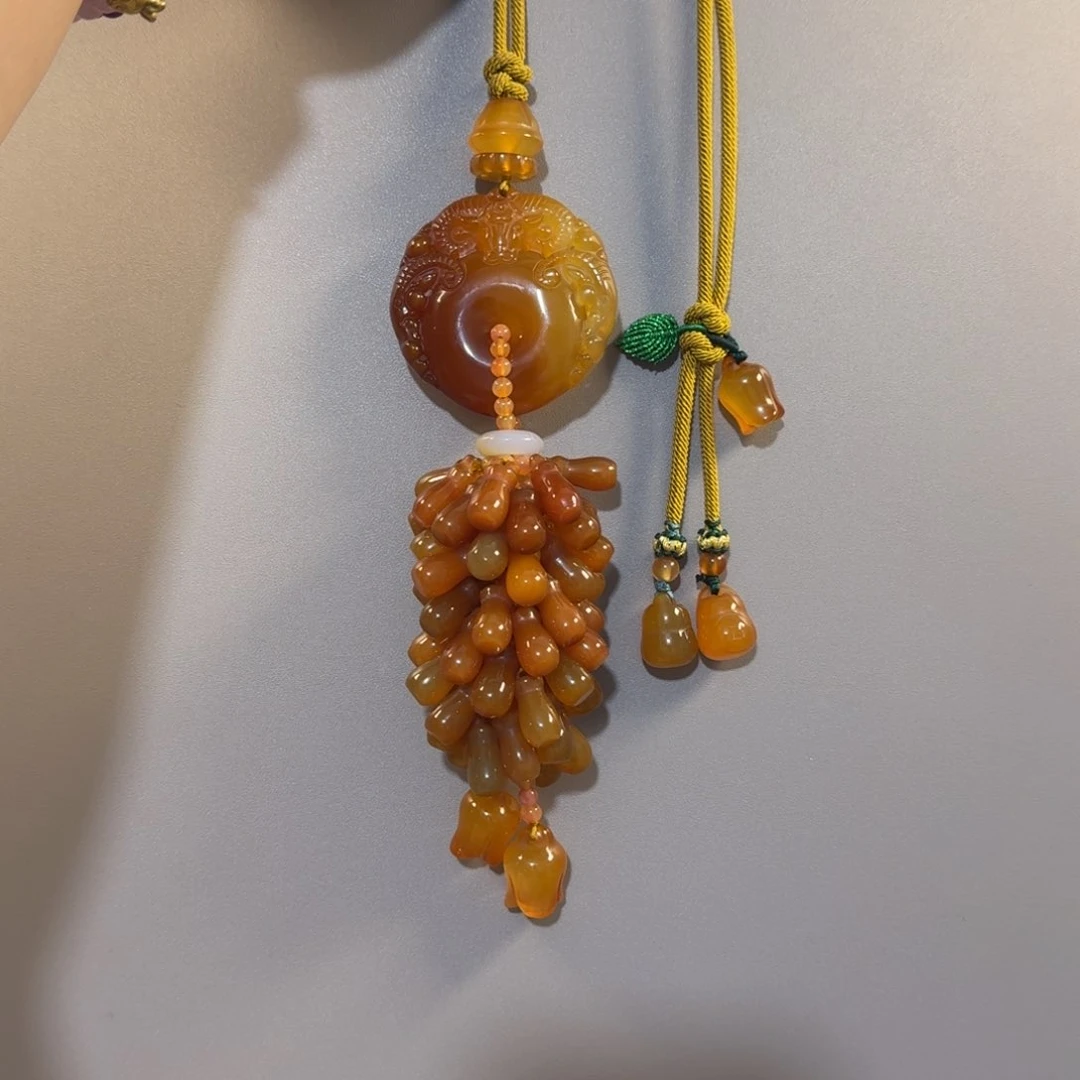 玲***玛瑙/玉髓汽车挂件未镶嵌