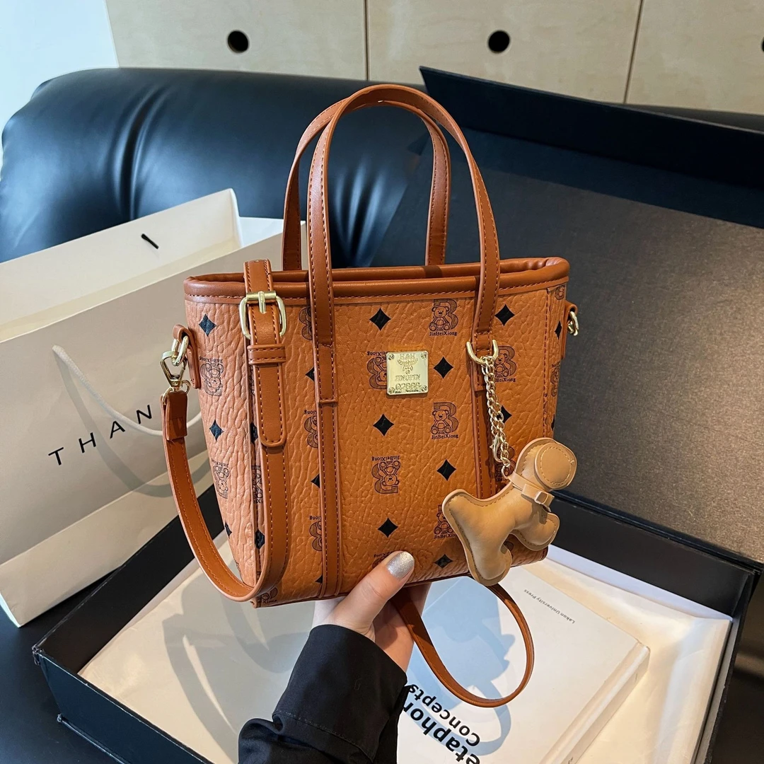 2025新款潮流菜篮子手提斜挎包购物袋小包 韩版印花休闲时尚女包