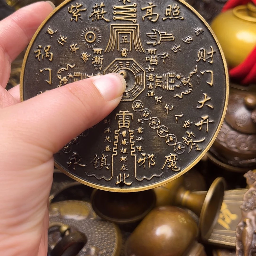 精美铜器批发档口