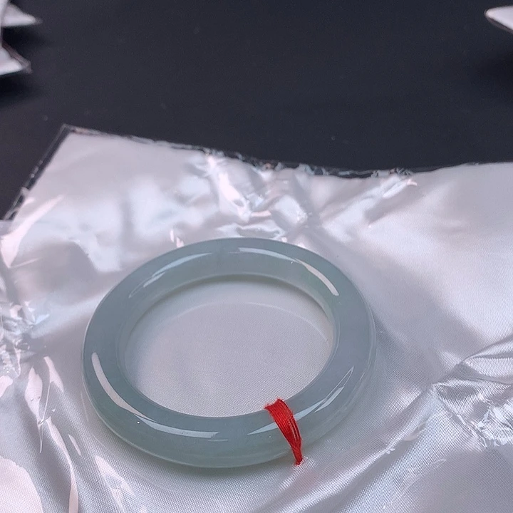 翡翠未镶嵌手镯55