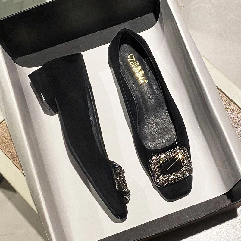 小码33 34方头粗跟高跟鞋女水钻方扣单鞋气质黑色工作鞋大码41-43