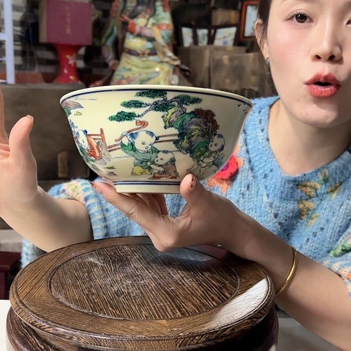 摆件////景德镇陶瓷瓷器。古彩。