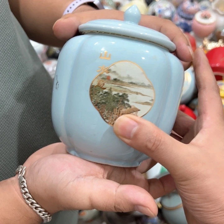 瑕疵福利品陶瓷茶叶罐介意勿拍