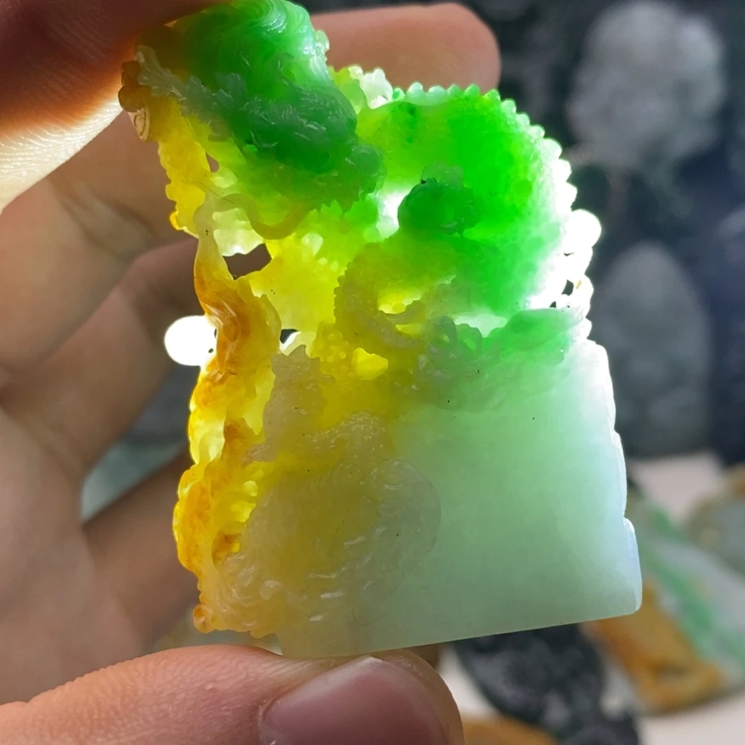 定制翡翠未镶嵌天然翡翠A货龙凤呈祥