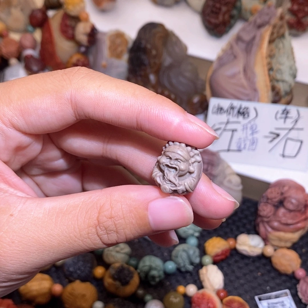 石英质玉（阿拉善玉）未镶嵌手链