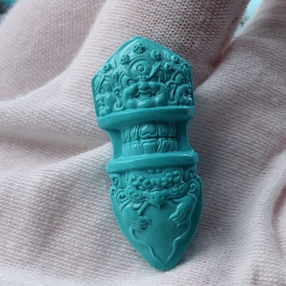 绿松石配饰未镶嵌