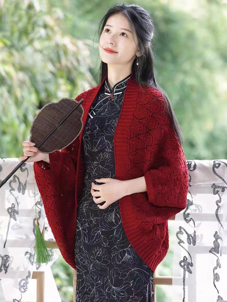 【勾勒】贝壳杉显瘦民族风护肩薄款通用披肩秋冬宽松女士旗袍穿搭