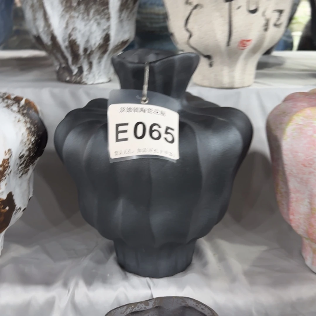 小***姐景德镇陶瓷景德镇高温花瓶编码e065高31口6默认无孔