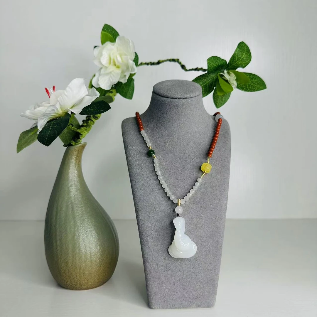 壹屿珠宝 1290  和田玉典藏白玉蛇年颈饰