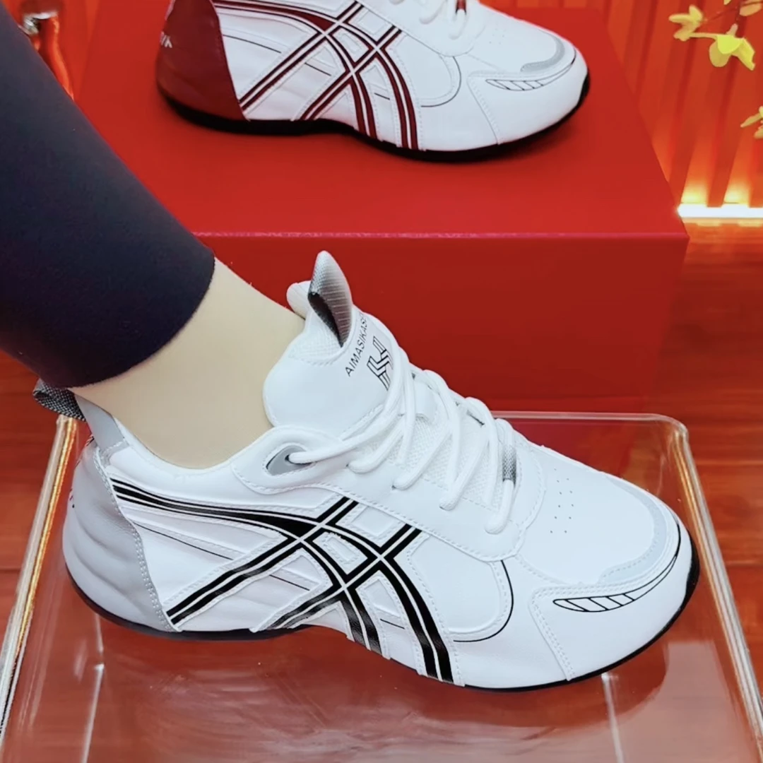 【皮面】秋冬男女款时尚休闲鞋软底舒适跳舞鞋百搭潮鞋运动鞋8835