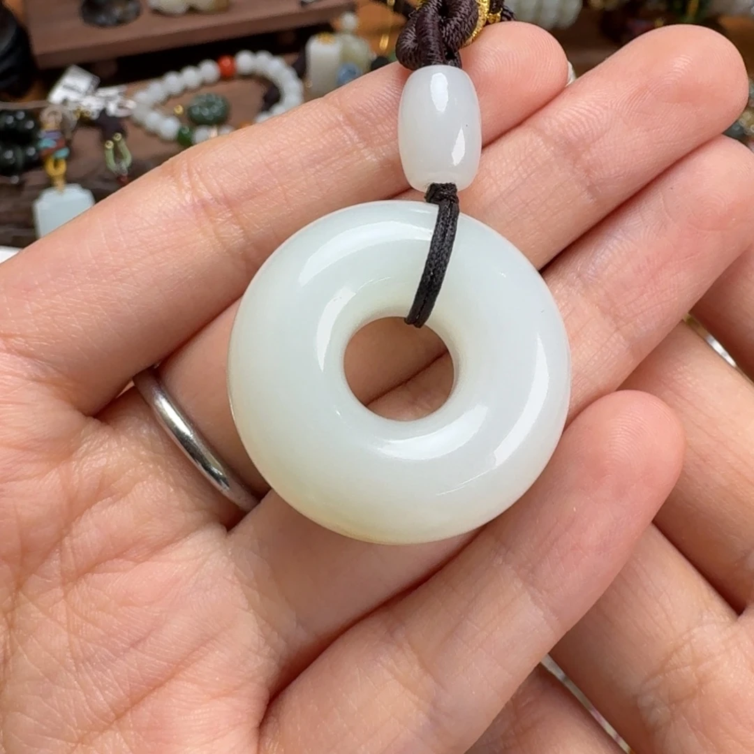 和田玉（糖玉）未镶嵌手链