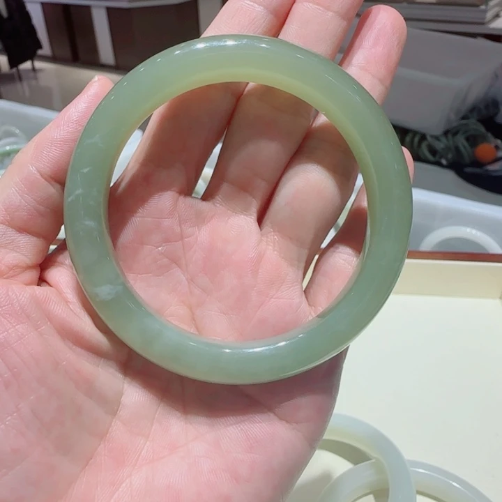 未镶嵌手镯和田玉287