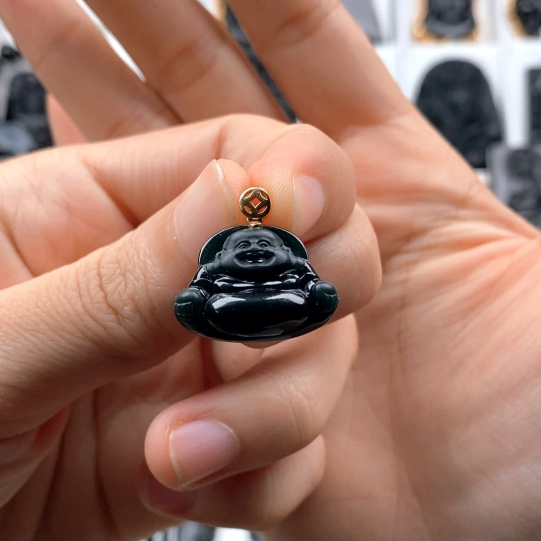 颈饰18K金镶嵌翡翠佛公