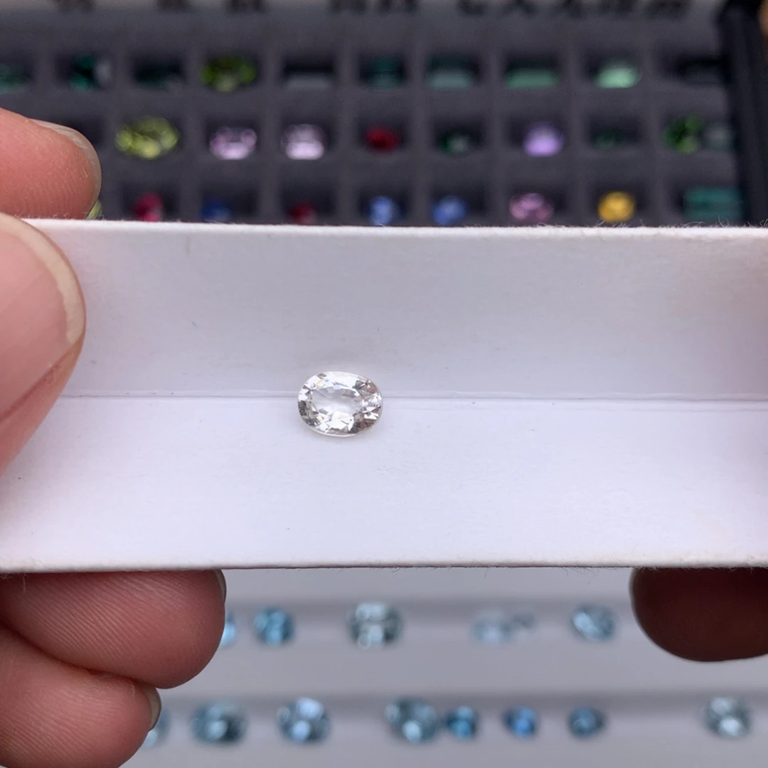 碧玺未镶嵌珠宝半成品