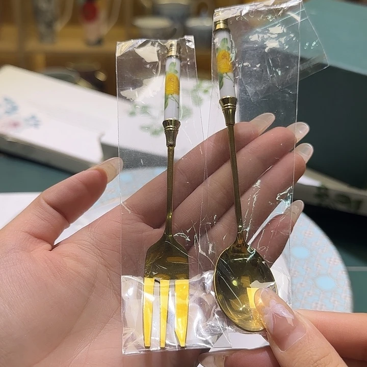 骨瓷实付满10包邮哈
