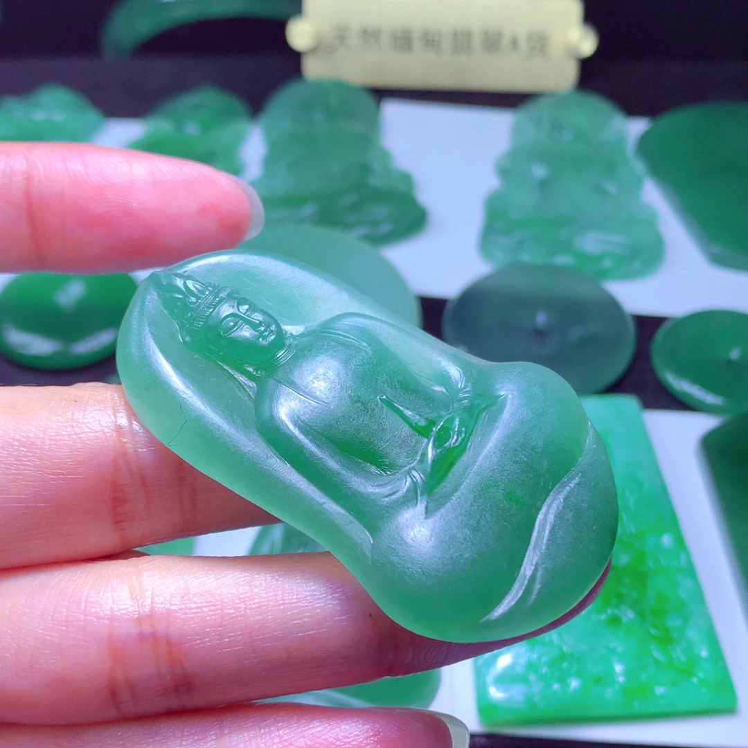 郭***定制翡翠未镶嵌天然