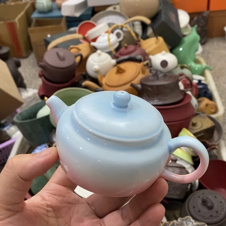 陶瓷艺术品及陶瓷壶壶