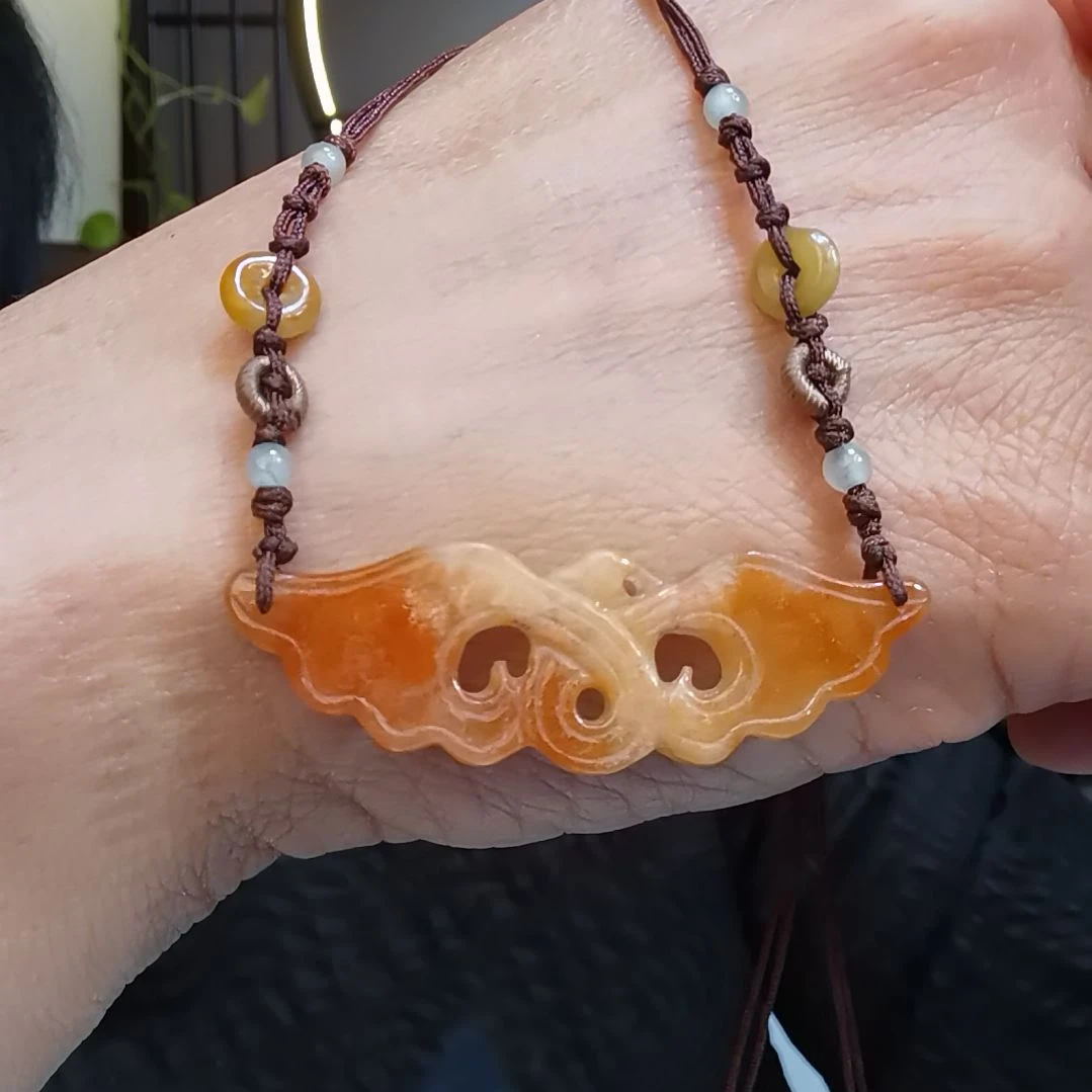 石英质玉颈饰未镶嵌