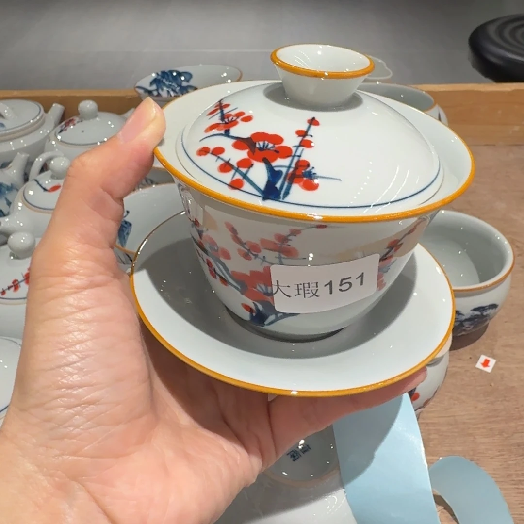 釉下手绘茶具微瑕