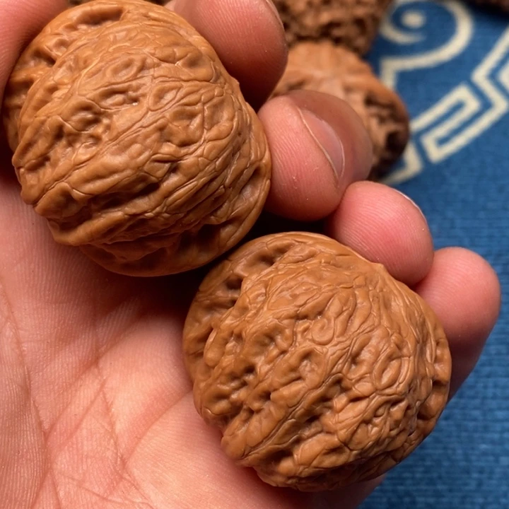 你***户文玩核桃吊坠铁锤