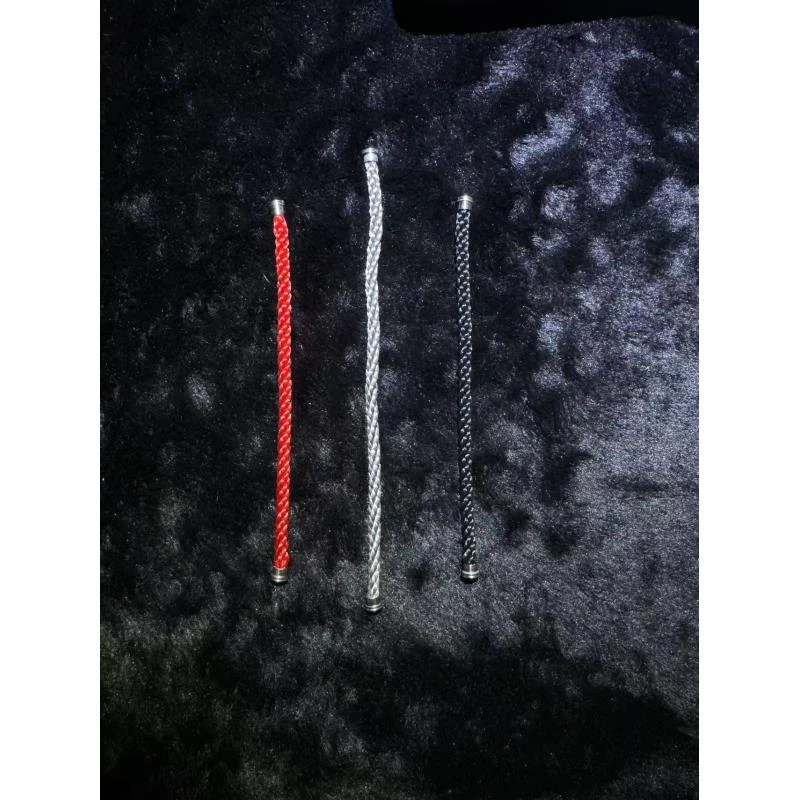 72-钢丝绳红绳黑绳