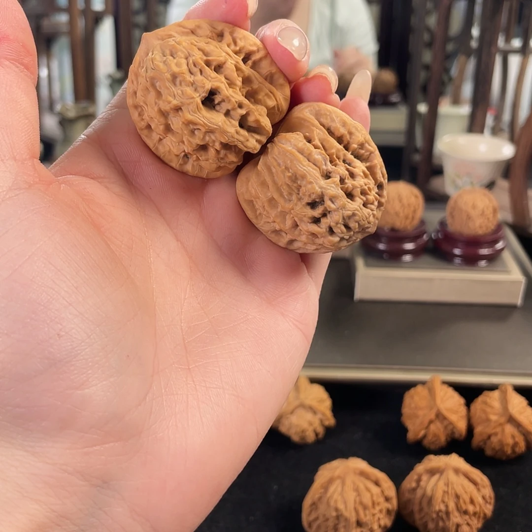 把件文玩核桃38全品霞云岭012